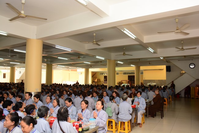 Dharma Talk “Peaceful place to stop ” – The 96th Seven-Day Retreat